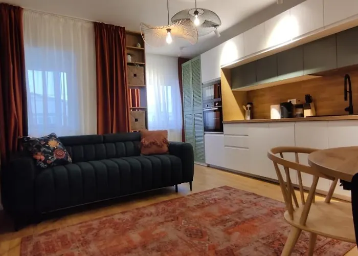 Warm & Chic Designer In The South Bucharest